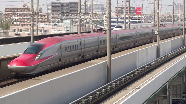 埼玉県で新幹線のこまちが見えるスポットってどこがありますか あまり人が Yahoo 知恵袋