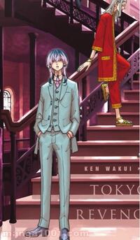 東京卍リベンジャーズに出てくる未来の竜胆の髪の色はピンクとグリーンなんです Yahoo 知恵袋