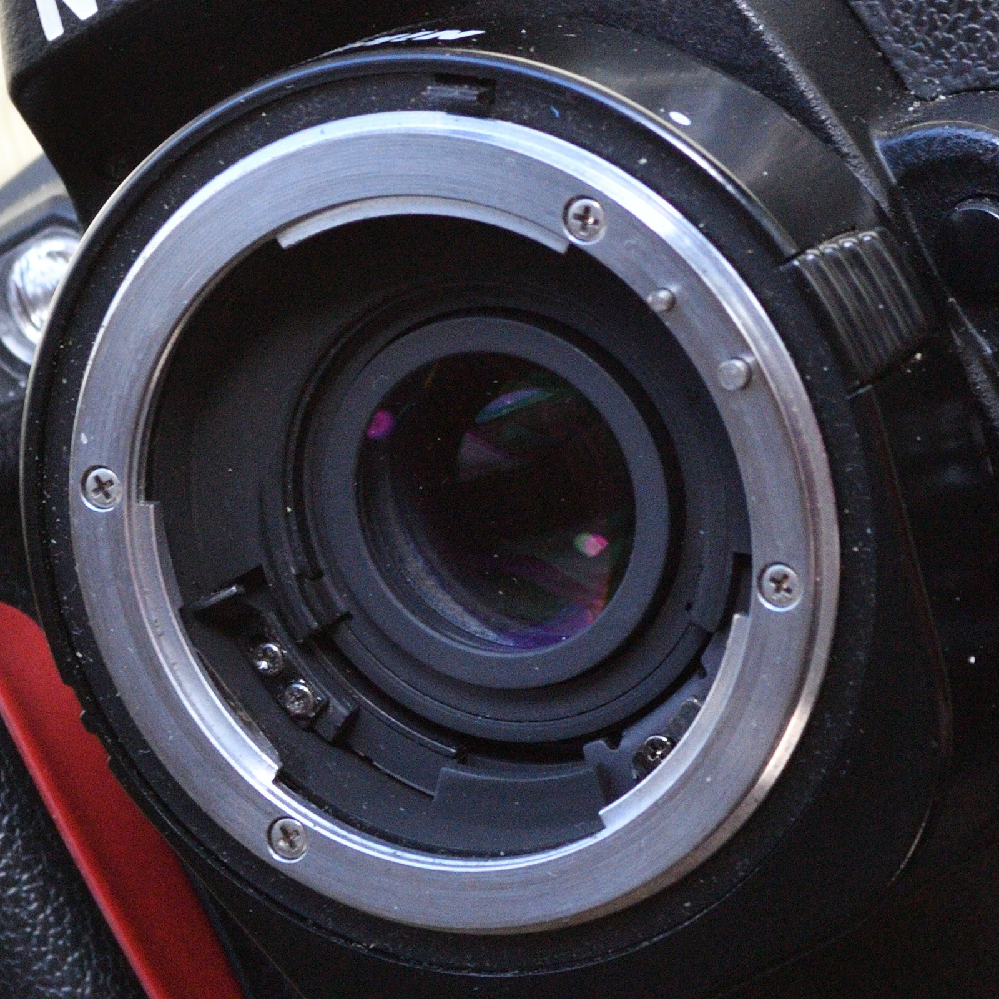 割引中‼️ Canon EF 70-300mm f/4-5.6 IS II USM オールドレンズをAF化できるアダプターがあると聞きました