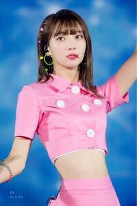 ウエストが細いアイドルを教えてほしいです できれば写真も お願いしま Yahoo 知恵袋