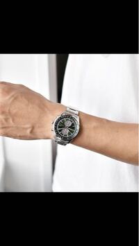 息子の二十歳の誕生日プレゼントに腕時計を と思い時計を見に行ったところ Yahoo 知恵袋