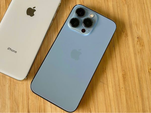 Iphoneのシエラブルーは綺麗でお洒落な色ですか それともダサい色だ Yahoo 知恵袋