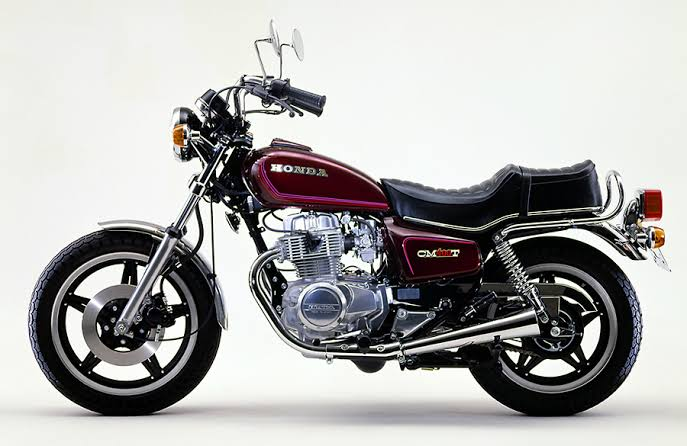 化けバブとは、どんな車体ですか？他にも化け4なども知りたいです