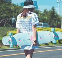 韓国のインスタグラマーやティックトッカーが色んな街をスケボーで滑ってい Yahoo 知恵袋