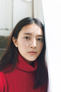 白石聖さんのように頬に三角形のほくろがあるんですけど 一般的に見たら変ですか Yahoo 知恵袋