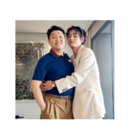 Btsの テテって顔の大きさ一般人とあまり変わらないんじゃないんでしょうか Yahoo 知恵袋