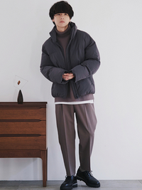 ベージュ クリーム色 のパンツを買うとおじさんぽくなってしまうのですが Yahoo 知恵袋