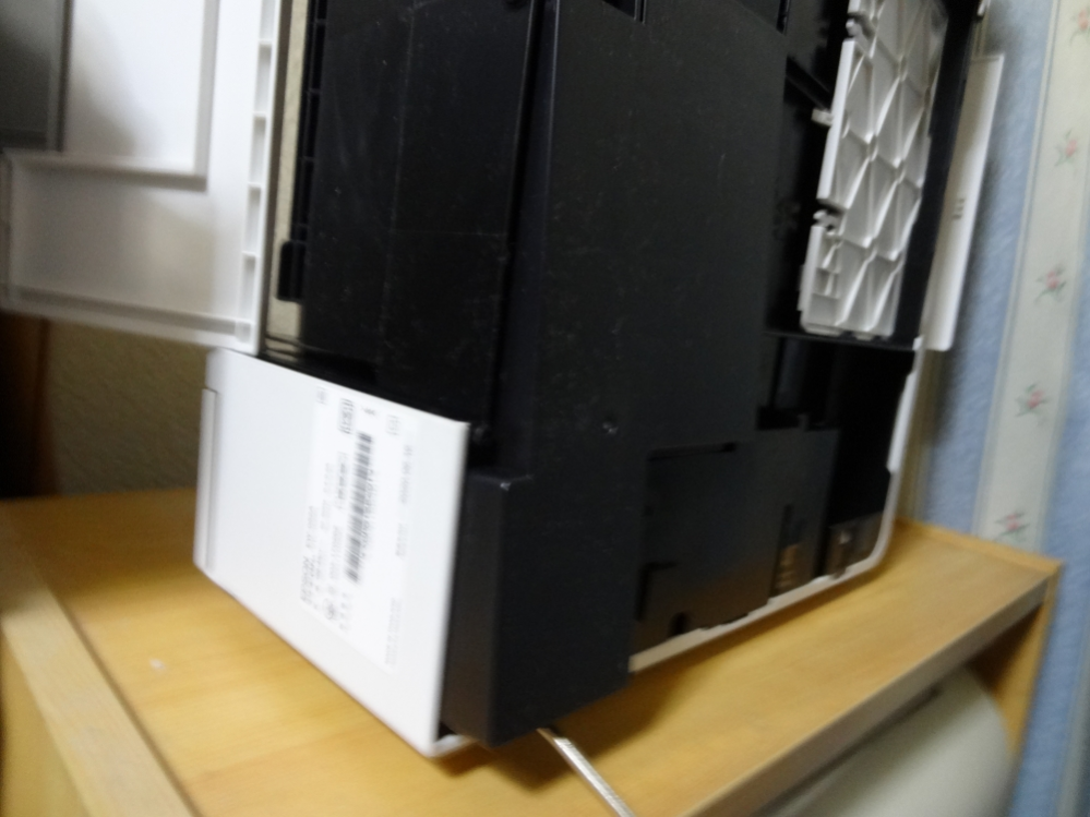 エプソンEW-052Aを使っています。廃インクエラーで使えなく... - Yahoo 