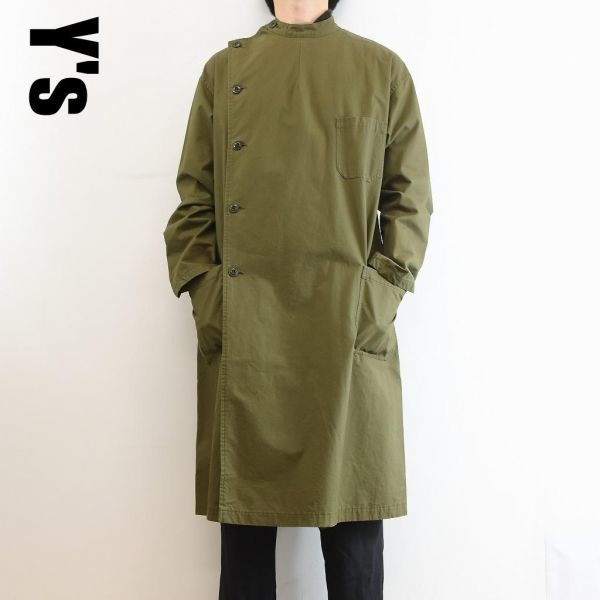 平沢進が来てたりマトリックスに出てきそうなこの服はなんという名前の