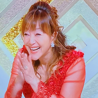 岩崎宏美さんが 財閥の家に 嫁ぐことが出来たのは 芸能界では ただ一人なの Yahoo 知恵袋