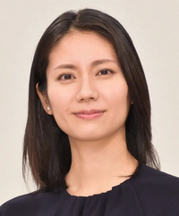 黒髪ロングで前髪も長い清楚な人って芸能人とかアイドル モデルで誰がいます Yahoo 知恵袋