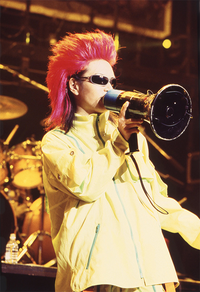 現代のhideさんは誰だと思いますか Xjapanのhid Yahoo 知恵袋