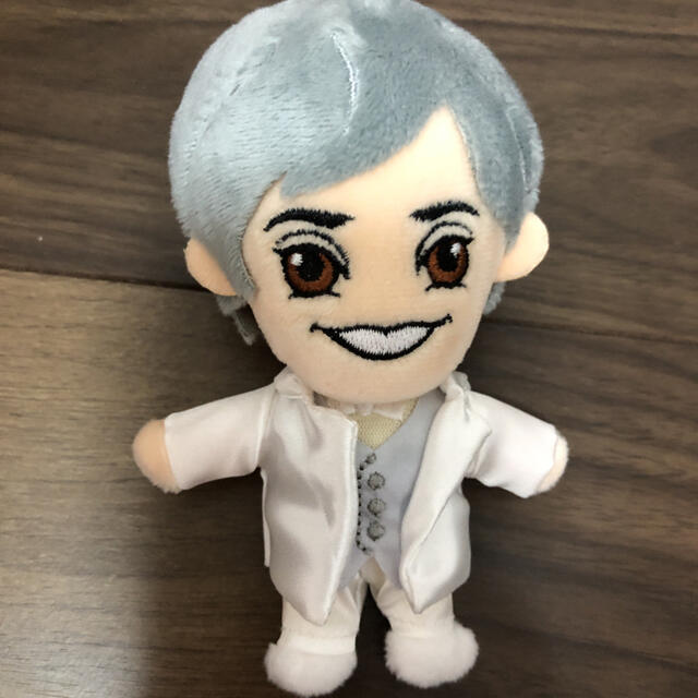 sixtones ぬいぐるみ 公式 SixTONESのぬいぐるみとか出てないのかなと