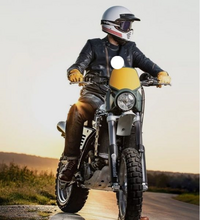 オフロードバイクについて質問です 似合う服装なんですが カジュ Yahoo 知恵袋