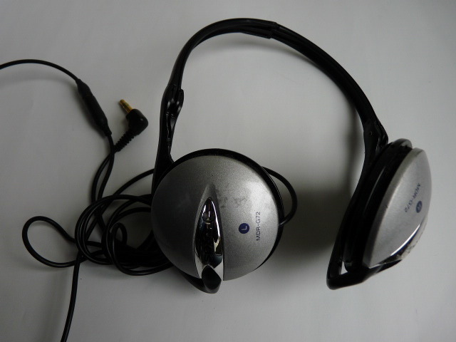 リリイシュシュのすべてで市原隼人や蒼井優たちが付けてるこの開放型の