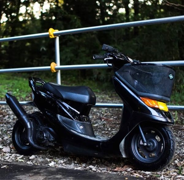 af34 チェスタ外装  交換可 ディオチェスタaf34をZX仕様に外装変更したいです。1型のカウルか
