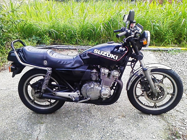 GSX400F購入考えております。逆車の購入で考えておりますが性能等は日
