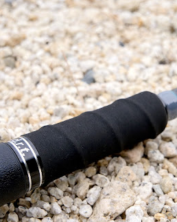 ツララのロッドについて質問です。エルホリゾンテ85リミックスの前期と