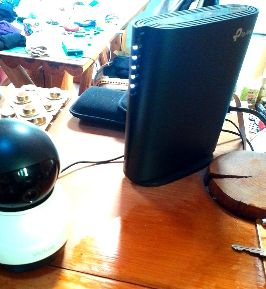 少し前の型になりますがルーター買いませんか？ 家のWiFiルーターを交換しようと思うのですが、今使ってるルーターから
