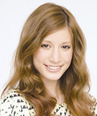 名前がカタカナの芸能人は誰がいますか マリエが浮かびました Yahoo 知恵袋