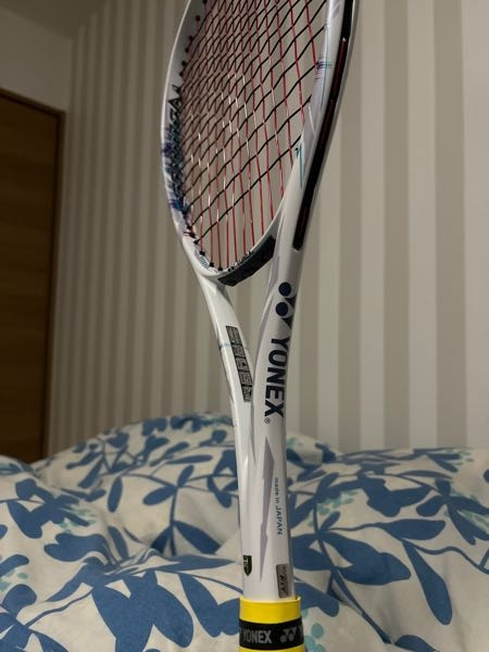 ソフトテニスでボルトレイジ5s使ってるんですけど、ガットを変えようと