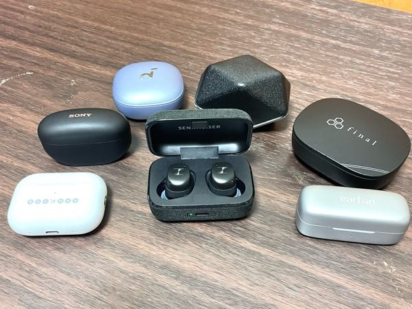 壊れたイヤホン AnkerのBluetoothイヤホンが壊れたので、交換をリクエストして