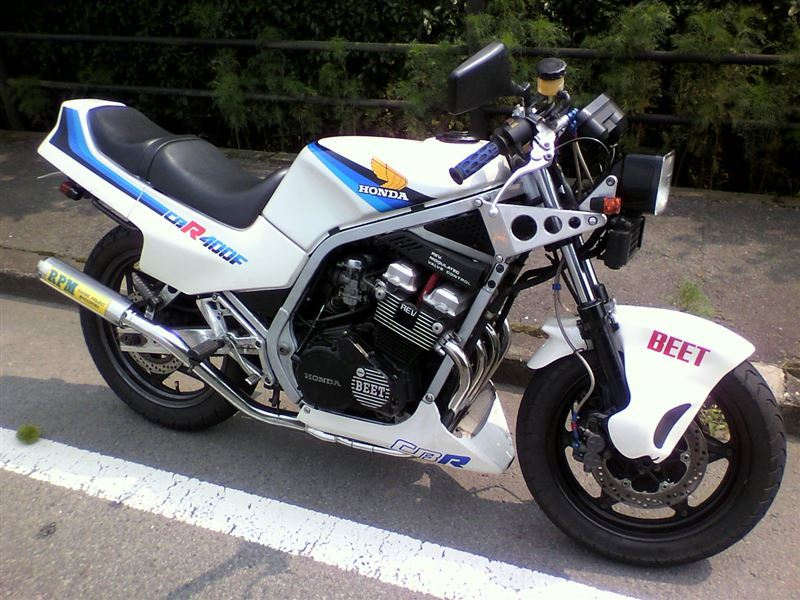 私はcb400sfのnc39に乗っています。 - 最近tiktokでsfに - Yahoo!知恵袋