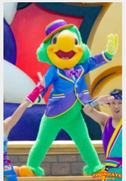 ディズニーで書いてもらったサインですがこれは誰のサインですか