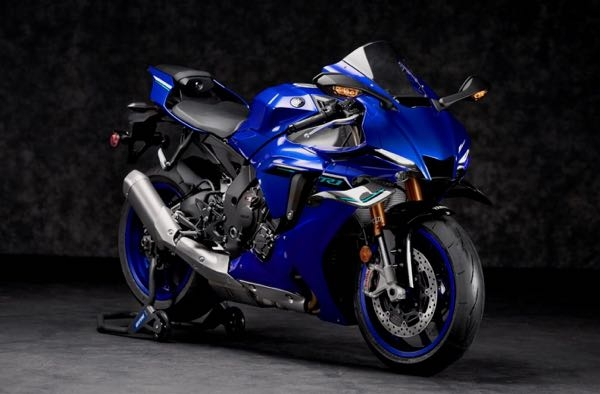 バイクについてYZFR1の新車はもう手に入らないのでしょうか手に入ると