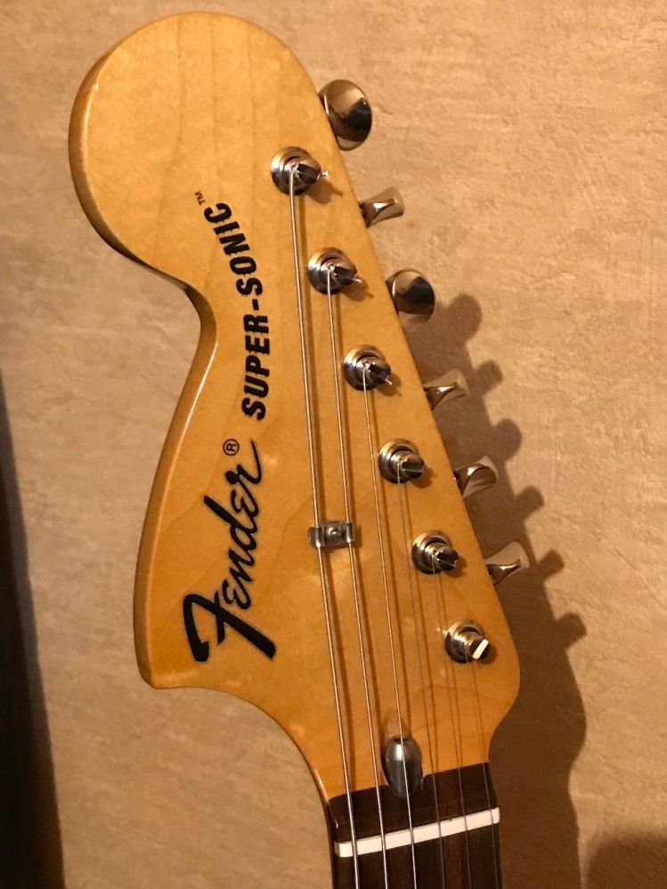 fenderのplayerⅡjazzmasterのペグをGOTOH - Yahoo!知恵袋
