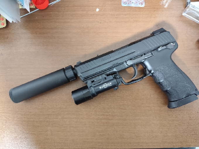 初心者】東京マルイHK45に合うライトについて教えてください