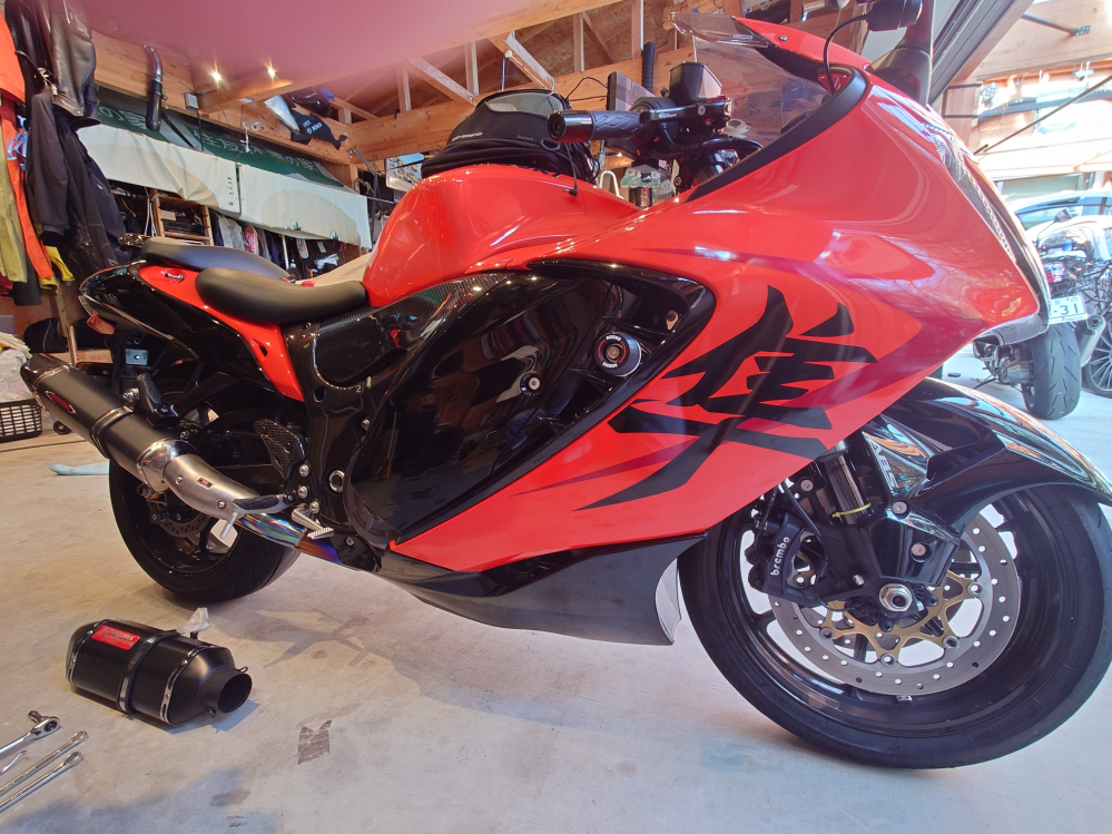 GSX1300Rハヤブサ3型マフラー1本出しと2本出し。見た目だけ - Yahoo