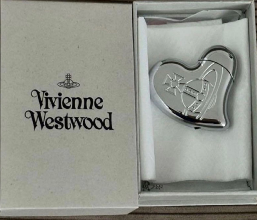 ZOZOTOWNでVivienneWestwoodのHeartライター買ったら - Yahoo!知恵袋