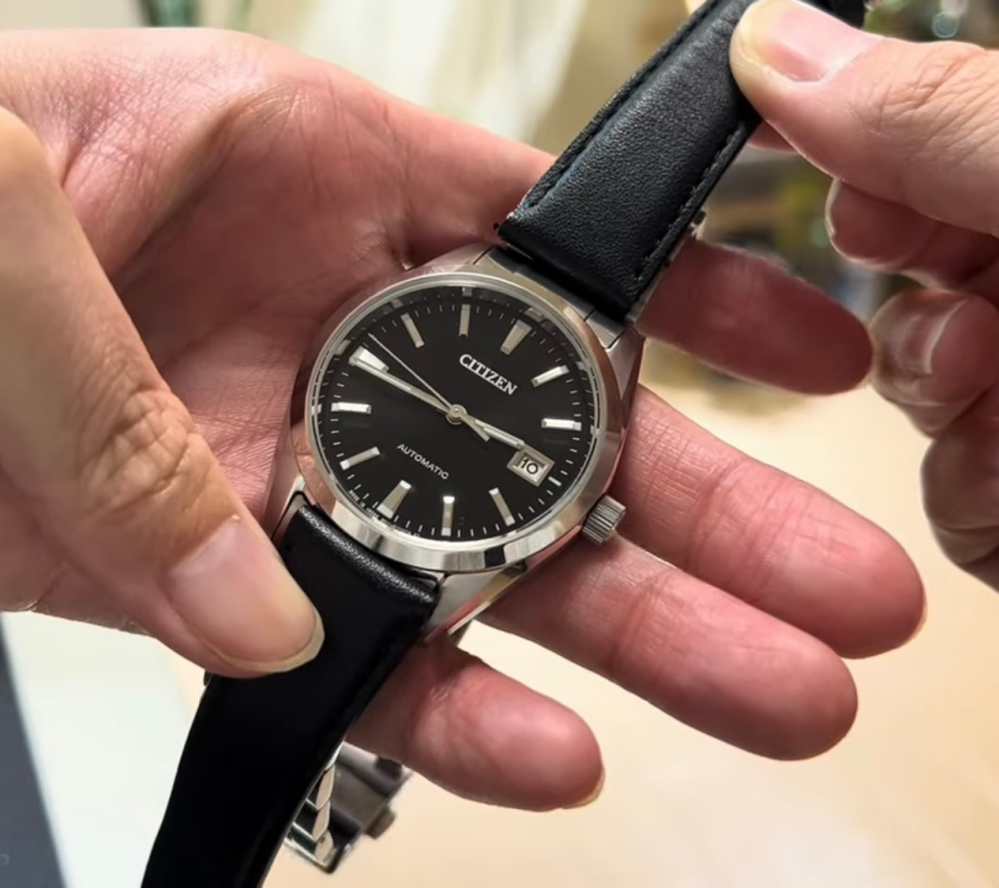 時計 ほぼ新品CITIZEN ブラック 腕時計 M77442482 ほぼ新品の腕時計です