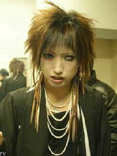 シド 明希 喪服時代風 ベース ピュアサウンド シド ( シド ) 写真3（喪服アップ）