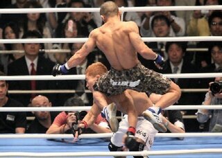 山本 Kid 徳郁選手が昔試合開始すぐにkoで勝利した試合がありましたよね Yahoo 知恵袋