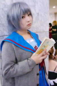 長門有希のような髪型にしたいです 長門のような髪型の画像とか Yahoo 知恵袋