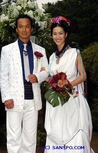 椎名桔平さんと山本未來さんの結婚式の画像が見たいのですが どなたかお持ち Yahoo 知恵袋