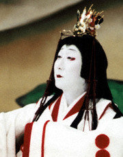 女形で一番綺麗なのは誰 歌舞伎や大衆演劇などで女形を演じ Yahoo 知恵袋