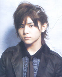真夜中のシャドーボーイのときの山田涼介の写真 画像をください 他にも Yahoo Beauty