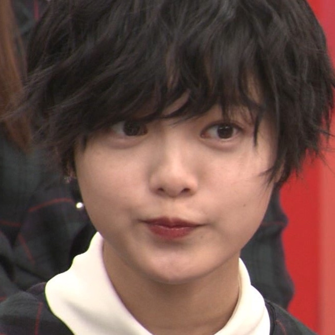 乃木坂46の不眠症を歌っているメンバーは誰ですか 訂正 秋元真夏 生 Yahoo 知恵袋