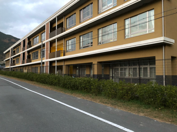 最近 夢小説がキモくて無理 書いてる人は頭おかしい みたいな感じでtw Yahoo 知恵袋