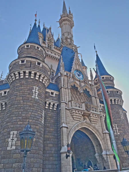 ディズニーランドにジップロックの袋って売ってますか ジップロッ Yahoo 知恵袋