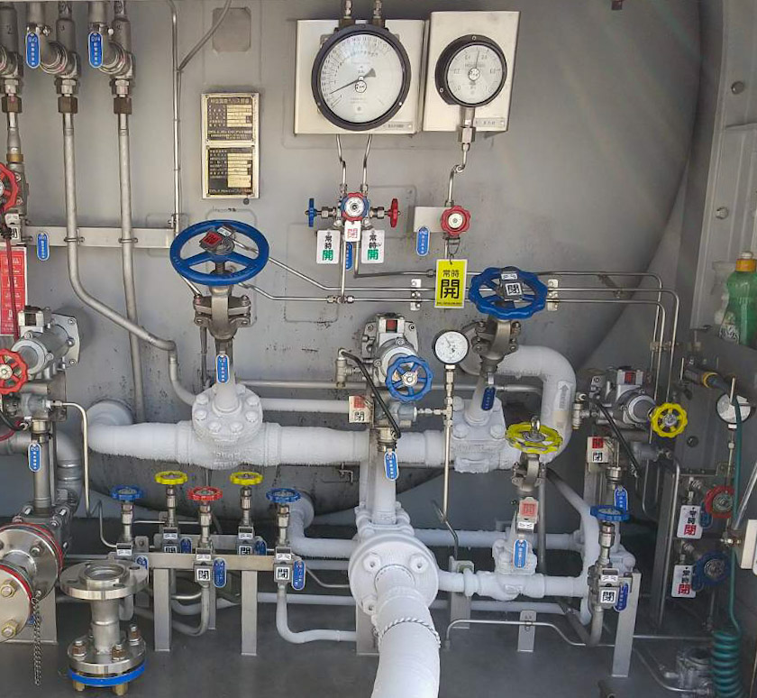 トラック運転手かタンクローリーの運転手 どちらが給料いいですか Yahoo 知恵袋