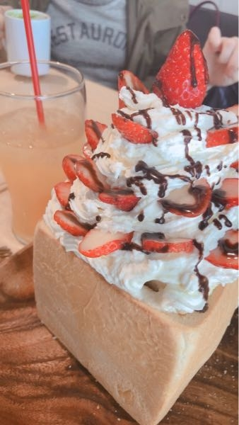 すごいメタい話になってまいますが にじさんじに黛灰の前世がやみえんらしん Yahoo 知恵袋