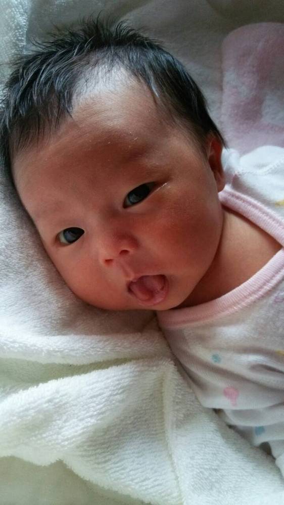 新生児の息子が モロー反射が頻繁にあります 寝ていると必ず3 Yahoo 知恵袋