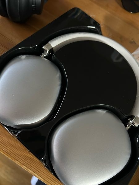 メルカリで商品を購入したのですが、期日内に発送予定ですという