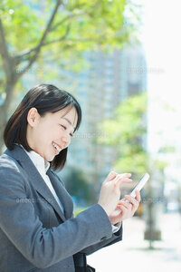 ショートボブで サイドの髪を耳にかけたとき スッキリして見せたいのですが Yahoo 知恵袋