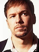 みなさん このドニー ウォルバーグかっこいいとおもいませんか Yahoo 知恵袋