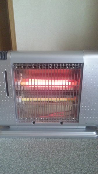 電気ストーブについて昨日まで、2本つけることができたのですが、今朝 